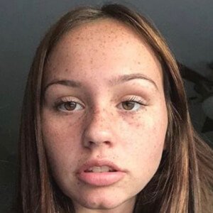 Trinity Blair, 20 (Звезда Youtube)