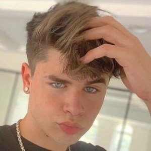 Tristan Blane, 23 (Estrella de TikTok)