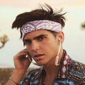 Troy Pes, 35 (Instagram明星)