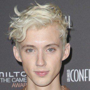 Troye Sivan, 30 (Cantante pop)