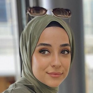 Tuğçe Bayıroğlu Kılıç, 32 (Ngôi sao Instagram)