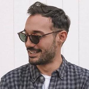 Tulu Erden, 33 (Star di YouTube)