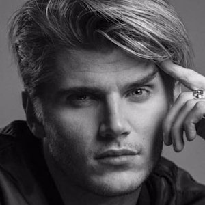 Twan Kuyper, 29 (YouTuber)