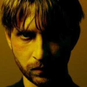 Two Feet, 32 (Rock Singer)