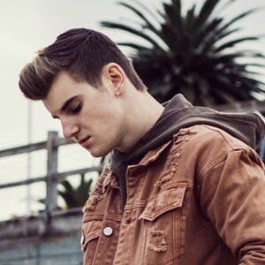 Ty Headlee, 28 (电视演员)