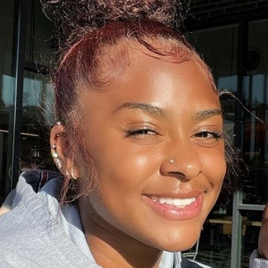 Tylar Mckenzie, 25 (TikTok Star)