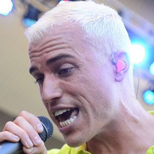 Tyler Glenn, 41 (Pop Zangers)