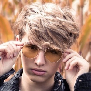 Tyler Lorette, 22 (Звезда Тиктока)