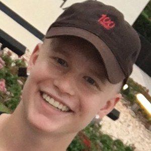 Tyler Sander, 23 (TikTok明星)