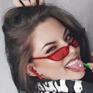 Uki Q, 24 (TikTok Star)