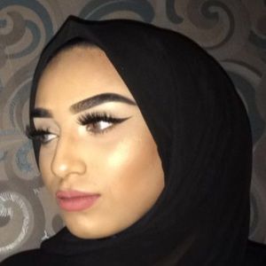Umi Zarin image 8