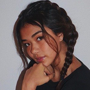 Ur Mom Ashley, 26 (Estrelas do YouTube)