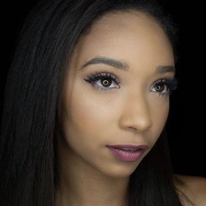 UrbanDekayBabe, 32 (YouTube Star)