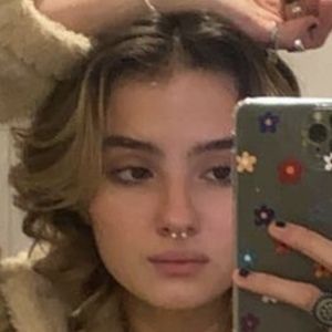 Valencia Grace, 22 (TikTok明星)