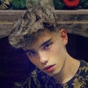 Valentín Carvajal, 25 (TikTok明星)