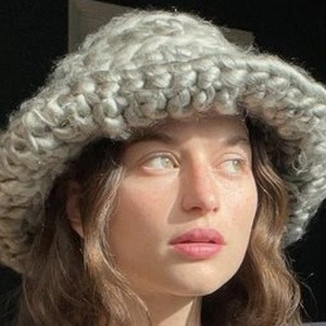 Valentina Cy, 27 (TikTok明星)