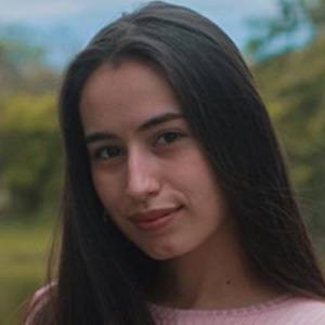 Valentina Jiménez, 25 (YouTube明星)