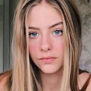 Valentina Schulz, 22 (YouTube明星)