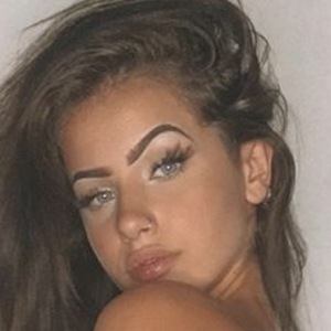 Valeria Aliti, 23 (TikTok Star)