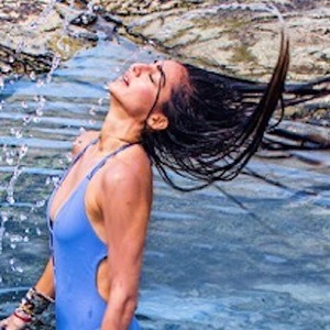 Valeria Hinojosa, 37 (Blogger)