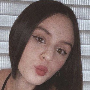 Valeria Rodríguez, 21 (YouTube Star)