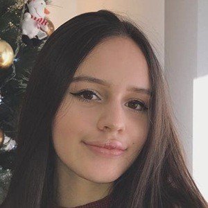 Valeria Rodríguez, 21 (YouTube明星)