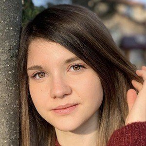 Valeria Vedovatti, 22 (YouTube明星)