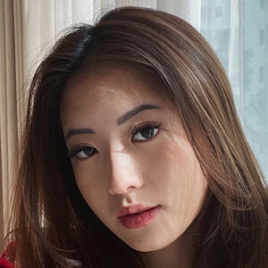 Valerie Pola image 5