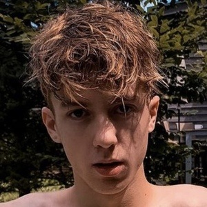 valoougram, 24 (TikTok Star)