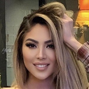 Valorie Dash, 26 (Instagram Star)