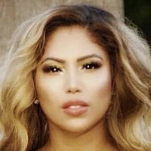 Valorie Dash image 8