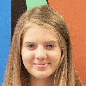 Vanessa Bouslog image 8