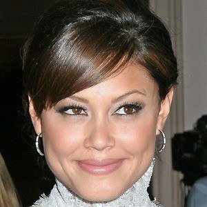 Vanessa Lachey, 43 (电视女演员)