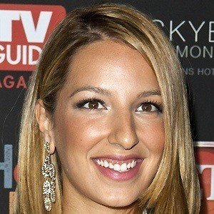 Vanessa Lengies, 38 (Actriz de Televisión)