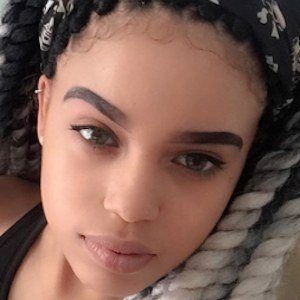 Vanessa Lynn, 30 (Instagram Star)