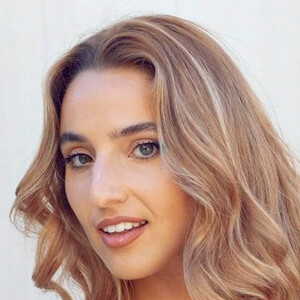 Vanessa Munley, 32 (TikTok Star)