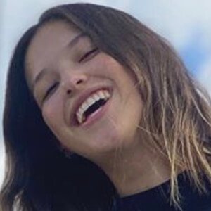 Vanessa Oliveira De Sousa, 27 (Звезда Youtube)