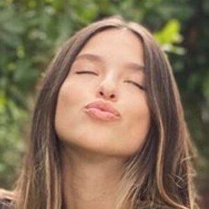 Vanessa Oliveira De Sousa, 27 (YouTube Star)