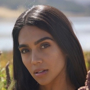 Vania Bludau, 33 (现实之星)