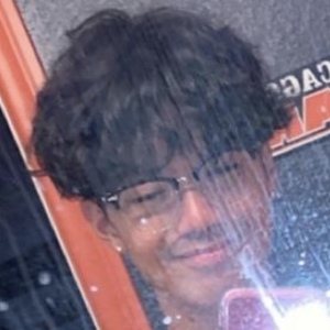 Vcy, 21 (TikTok Star)