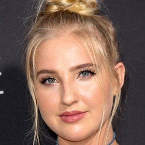 Veronica Dunne image 4