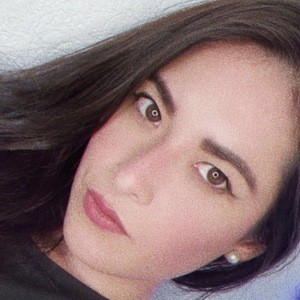 VICKY ROMA, 30 (TikTok Star)