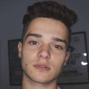 Víctor Bejarano, 23 (TikToker)