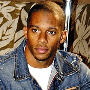 Victor Cruz image 5