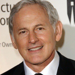 Victor Garber image 6