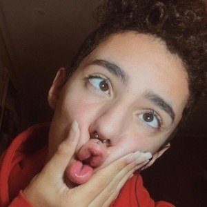 Victor Klugg image 5