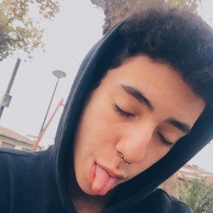 Victor Klugg image 8