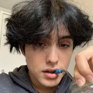 Victor Torres image 6