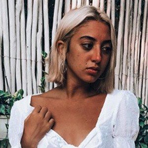 Victoria Alario, 30 (现实之星)