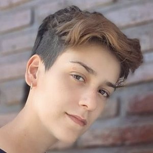 Victoria Castaño image 6